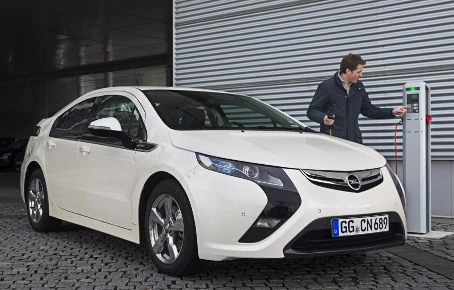 Opel Ampera 2012 года  (фото 23 из 30)